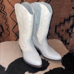 Steve Madden White Western Cowboy Boots